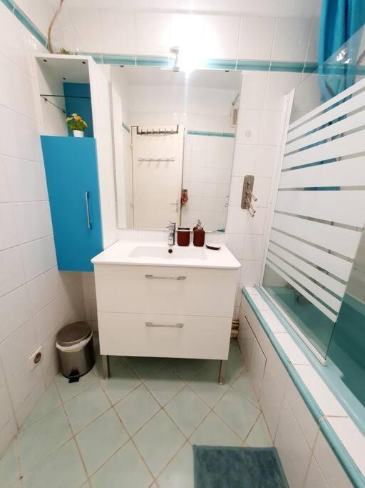 Appartement Avec 3 Chambres 80M2 Plein Sud Marignane Eksteriør bilde